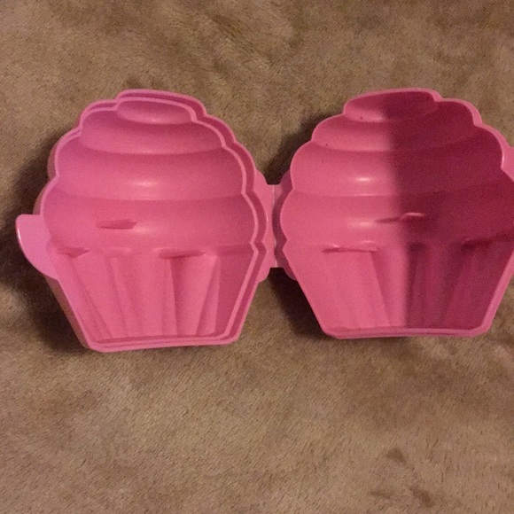 Tupperware Banana, Onion and Muffin holder - Picture 5 of 7